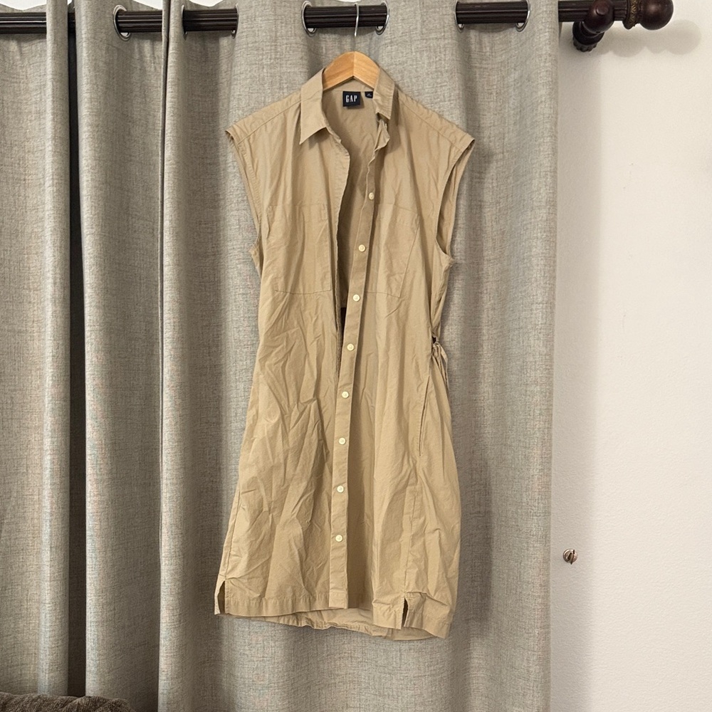 GAP Beige Sleeveless Shirt Dress
